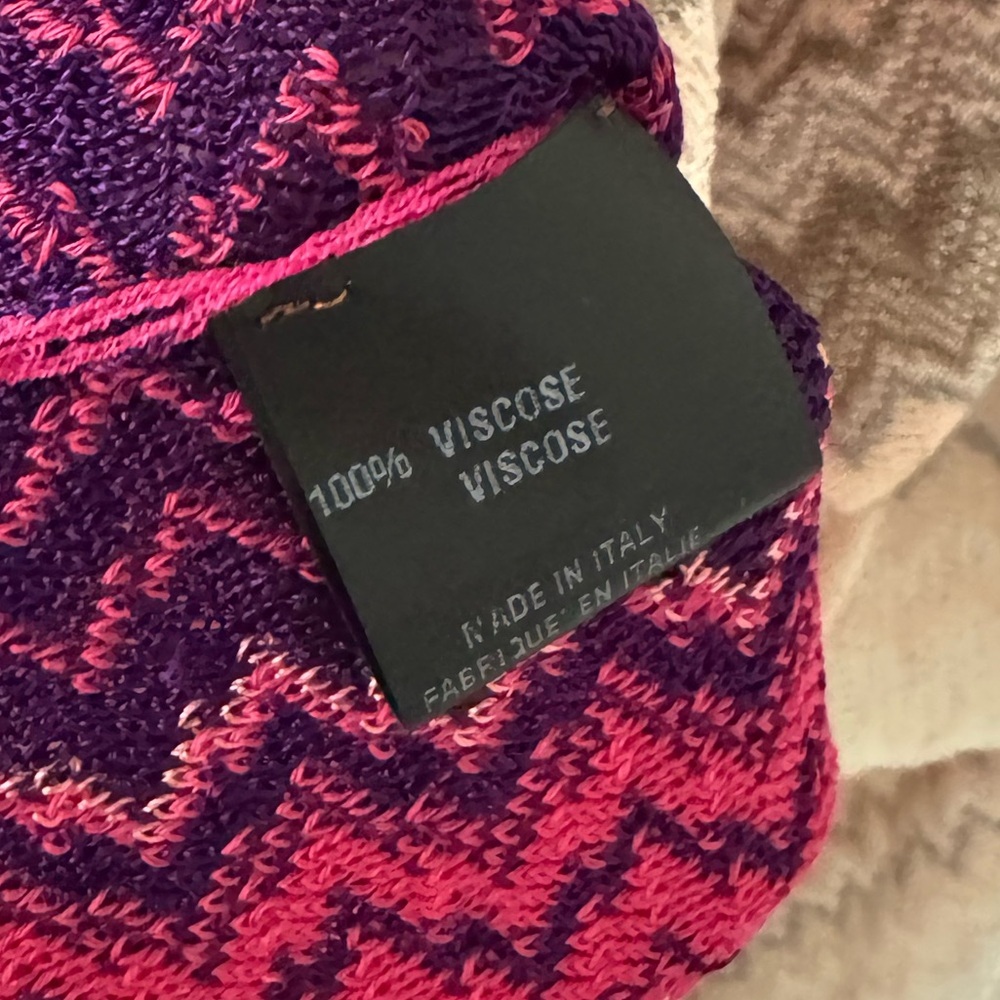 Missoni Fringed Cape (Shawl). - Picture 6 of 10